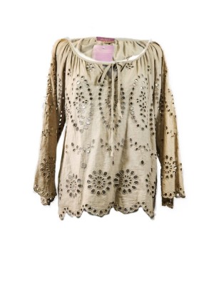 Camiseta troquelada camel