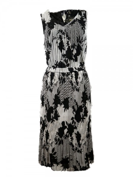Top plisado blanco/negro floral