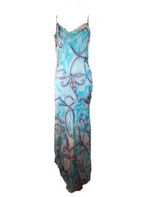 Vestido estampado con pedrería azul 2