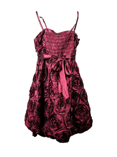 Vestido corto balloon, fucsia, con rosetones, trasero Vestido corto balloon, fucsia, con rosetones, trasero