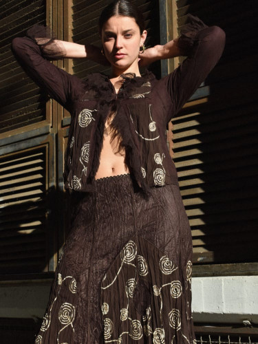 Conjunto_Chaqueta_Falda_Marron_foto:_PaulaVila