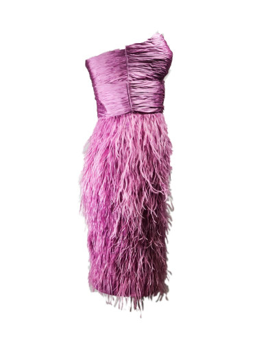 Vestido plumas lila