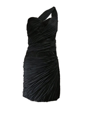 Vestido_negro__@lavilaclus_@iambyelle 2