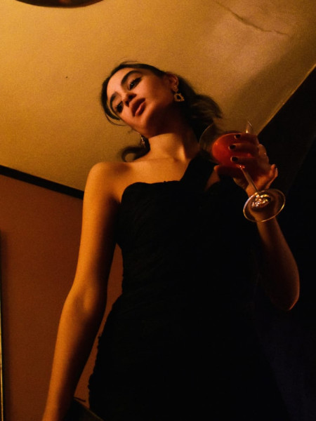 Vestido_negro__@lavilaclus_@iambyelle