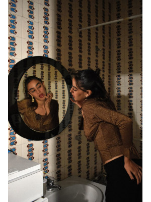 Camiseta_oro_@lavilaclus_@iambyelle 2