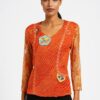 Camiseta plisada naranja en chiffon - Núria Aymerich Camiseta plisada naranja en chiffon - Núria Aymerich