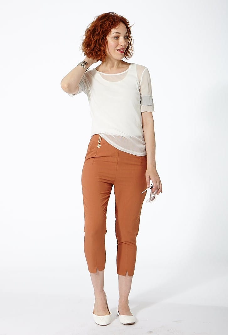 PANTALON CAPRI MARRÓN PANTALON CAPRI MARRÓN