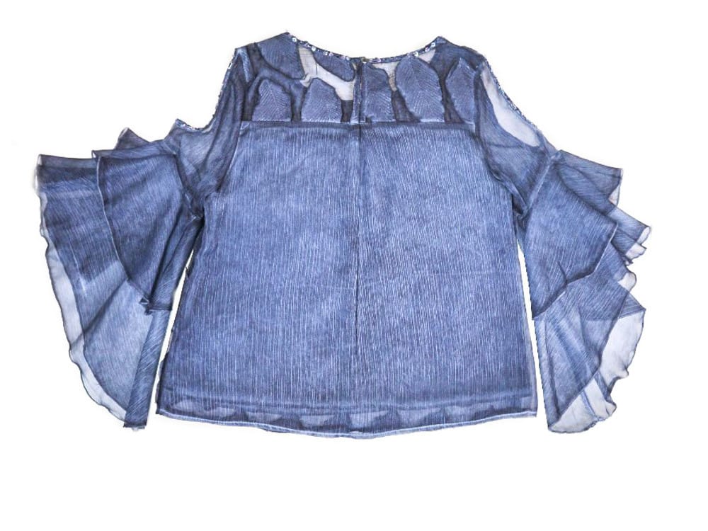BLUSA PETALOS AZUL