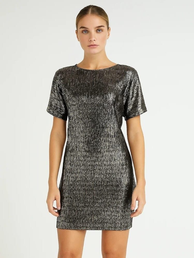 Vestido Midi Negro Plisado – Brilla con Elegancia Vestido Midi Negro Plisado – Brilla con Elegancia