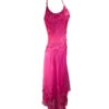 Vestido midi fucsia con pedrería Vestido midi fucsia con pedrería