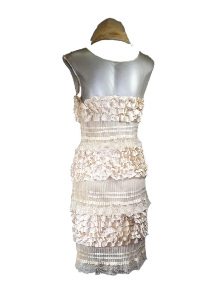 Vestido volantes champagne Vestido volantes champagne